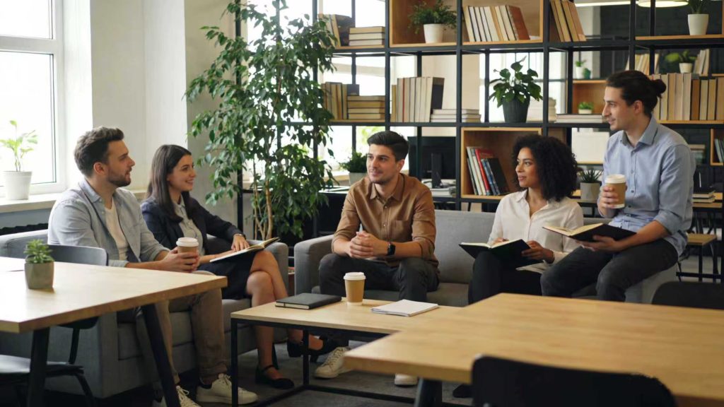 破解在线教育行业万人级员工心理服务困局